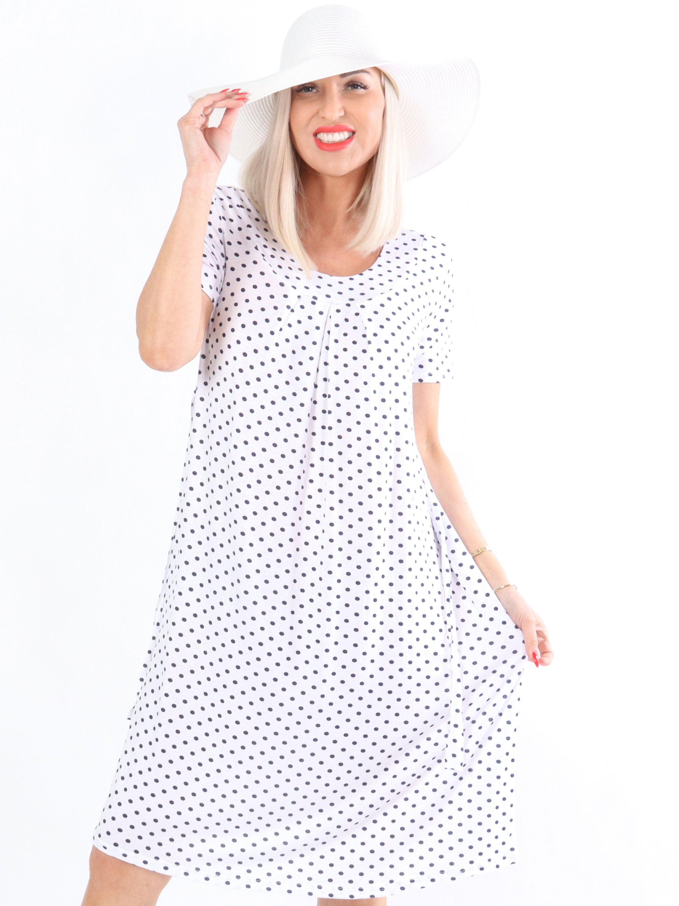 Savanna - Svart klänning med prickar och slips